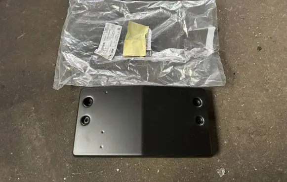 Mercedes-Benz C AMG W204 Number plate surrounds holder frame A2048172378