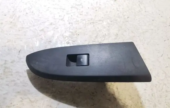 Chevrolet Volt I Electric window control switch
