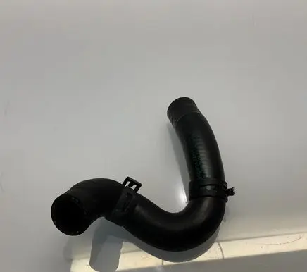 Mercedes-Benz S W221 Engine coolant pipe/hose A2218324394 DBL625412 PHX111470