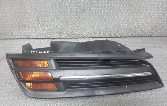 Nissan Micra Front indicator light