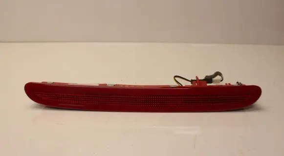 Opel Astra J Third/center stoplight 13372164