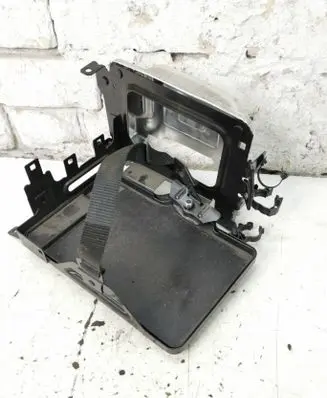 Battery tray