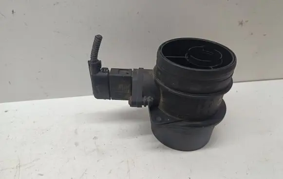 Volkswagen Golf Plus Mass air flow meter 0281002461 074906461B
