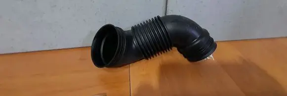 Fiat 500X Air intake hose/pipe 51938307