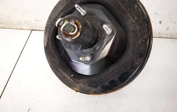 Citroen C4 I Brake booster 9683915980