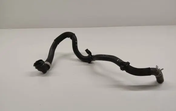 Volvo XC40 Engine coolant pipe/hose 32325209