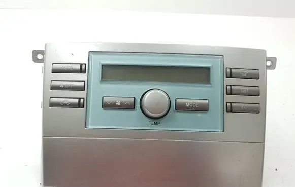 Toyota Corolla Verso AR10 Climate control unit 559000F030
