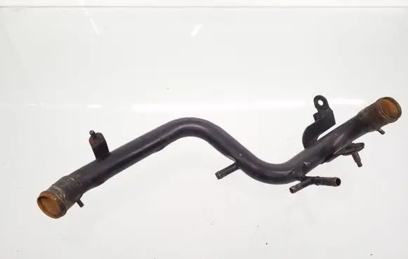 Volkswagen PASSAT B5 Engine coolant pipe/hose 038121071F
