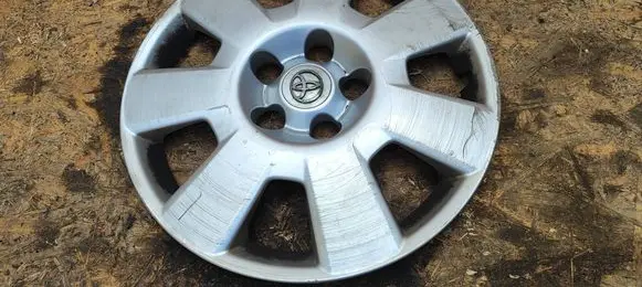 Toyota Avensis T250 R16 wheel hub/cap/trim 53360A0 ABSTPC