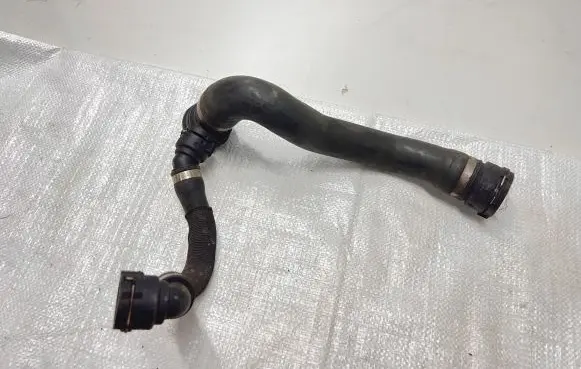 BMW 1 E81 E87 Engine coolant pipe/hose 14363734