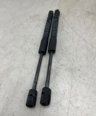 BMW 5 G30 G31 Front bonnet/hood damper/strut 7347403