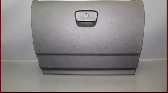 Infiniti FX Glove box lid/cover 10788B11000 681061CA0B 681061CA0C