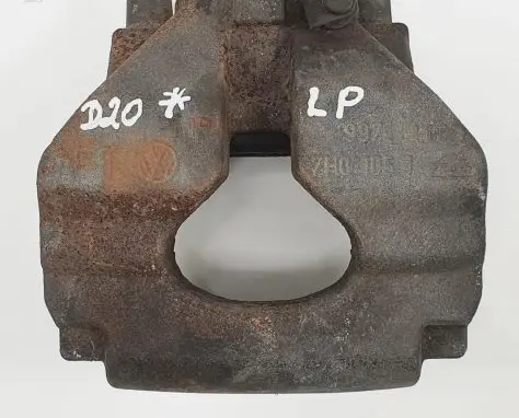 Volkswagen Multivan T5 Front brake caliper 7H0105J