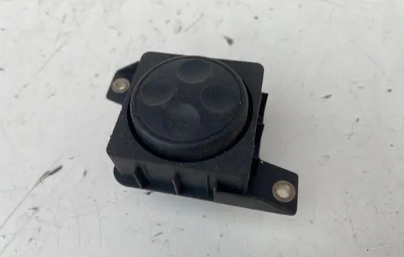 Audi A6 Allroad C5 Seat adjustment knob 8L0959777A