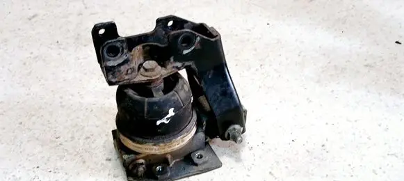 Engine mount bracket