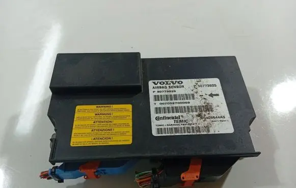 Volvo S80 Airbag control unit/module P30773925