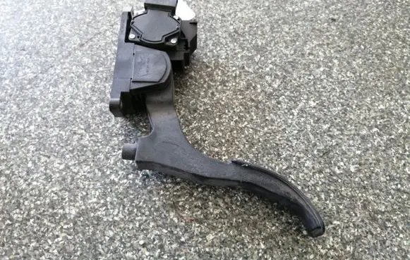 Skoda Fabia Mk1 (6Y) Accelerator throttle pedal 0281002378 6Q1721503