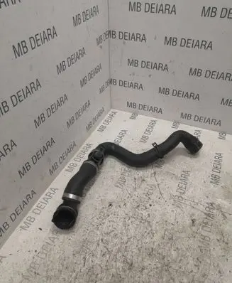 Volkswagen Touareg II Engine coolant pipe/hose 7P6122051G
