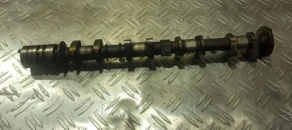 Toyota Yaris Camshaft 