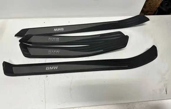 BMW 5 E60 E61 Side skirt front trim 7034304 7034306 7034305