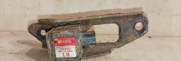 Toyota RAV 4 (XA20) Airbag deployment crash/impact sensor 8917442030 1876004210