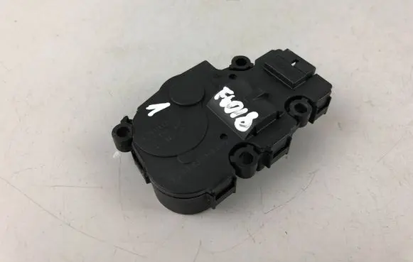 Mini Cooper Countryman F60 Air flap motor/actuator CZ113930-1710 EXB107