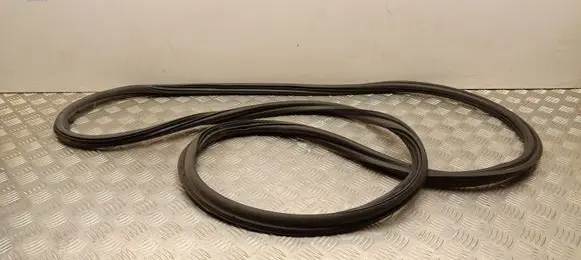 Tesla Model Y Trunk rubber seal (body) 149768100B