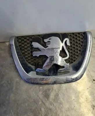 Peugeot Partner Manufacturer badge logo/emblem 003695