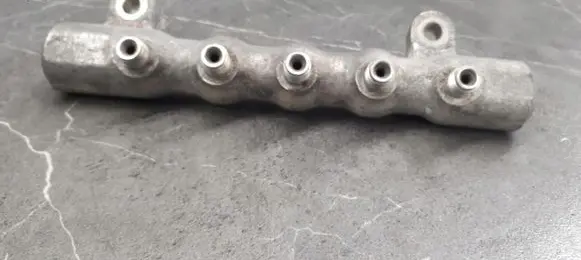 Toyota Avensis T250 Fuel main line pipe
