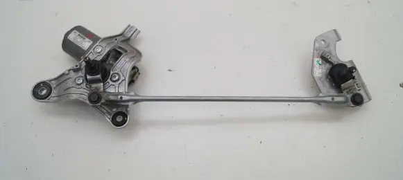 Isuzu D-Max Front wiper linkage and motor