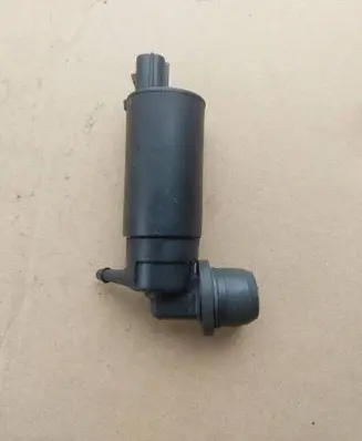 Land Rover Freelander Windscreen/windshield washer pump