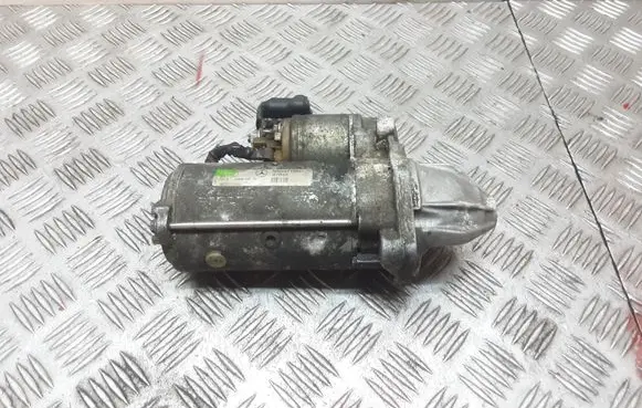 Mercedes-Benz E W211 Starter motor 0051511301