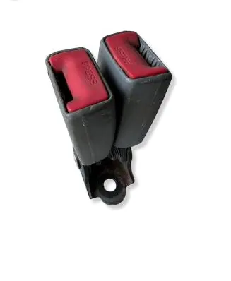 Jeep Cherokee III KJ Middle seatbelt buckle (rear) 