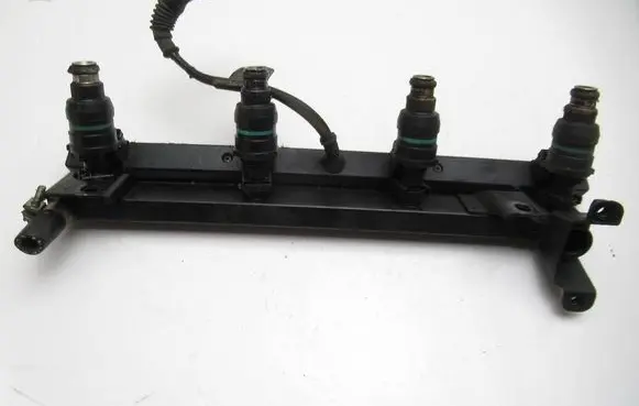 Fuel main line pipe