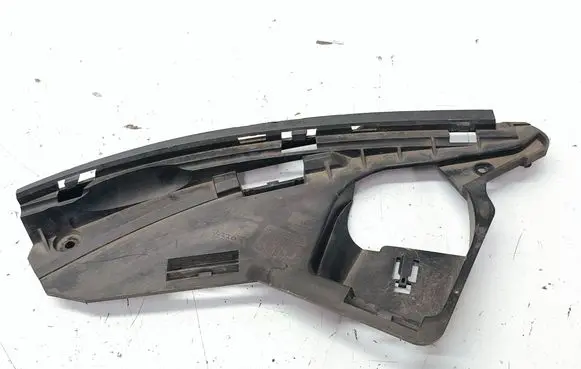 Volvo XC60 Headlight/headlamp mounting bracket 30763433