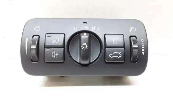 Volvo V70 Light switch 30739415