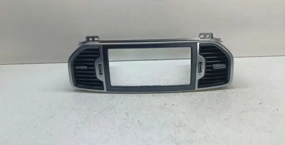 KIA Sportage Dash center air vent grill 84740F14200