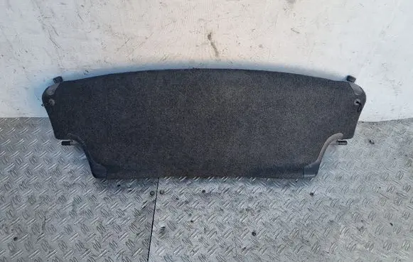 Parcel shelf