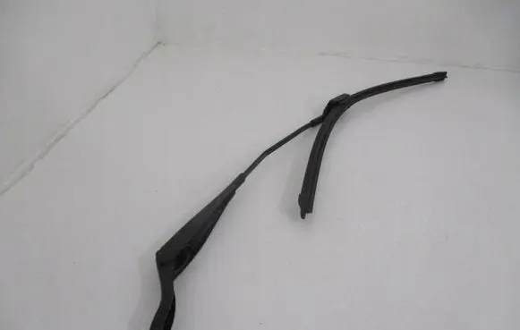 Citroen C3 Front wiper blade arm 9673291980