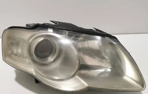 Volkswagen PASSAT B6 Headlight/headlamp 3C0941006Q