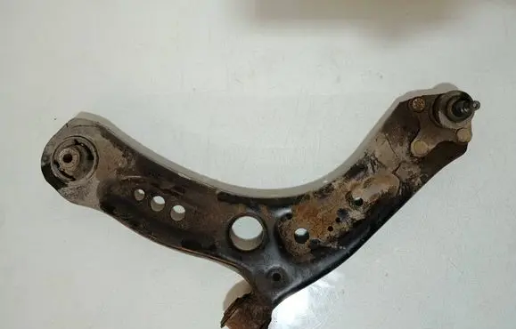 Skoda Octavia Mk3 (5E) Front lower control arm/wishbone 5Q0407151
