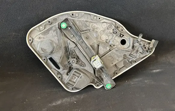 Mercedes-Benz C W205 Front door electric window regulator A2057205023