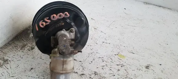 Jeep Cherokee Brake booster