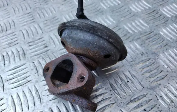 Chrysler Grand Voyager V EGR valve