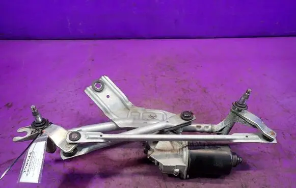 Fiat Punto (199) Front wiper linkage and motor 