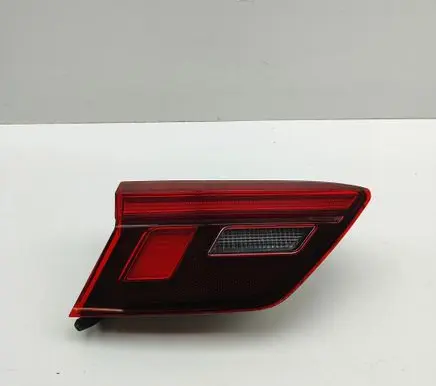 Volkswagen Tiguan Tailgate rear/tail lights 5NA945093G
