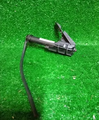 Ford Edge II Windshield washer spray nozzle GT4B13L014BC
