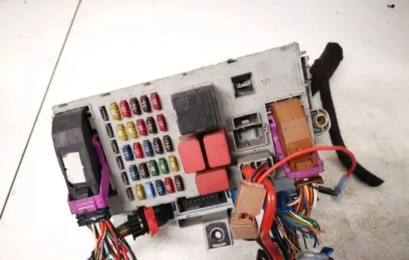 Fiat Idea Fuse box set 46520600cpl
