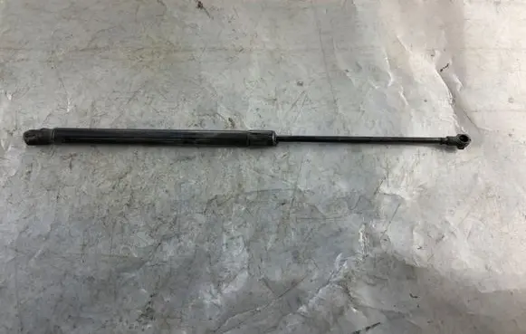 Volkswagen Polo IV 9N3 Tailgate/trunk strut/damper 6Q6827550C