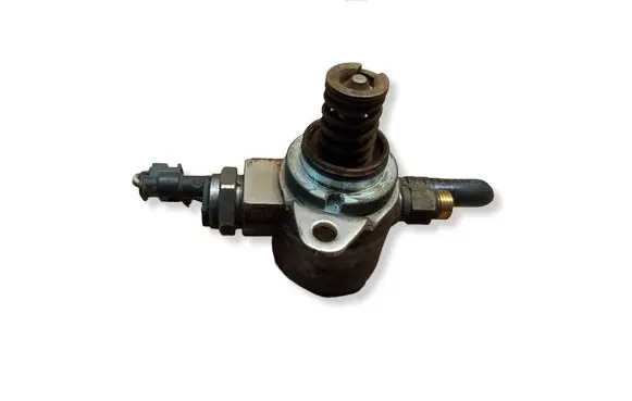 Audi A1 Fuel injection high pressure pump 03C127026M 050911 2218217H